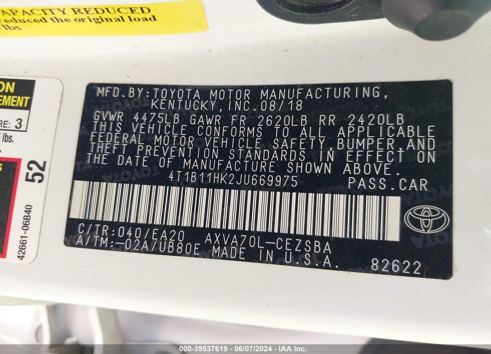 2018 TOYOTA CAMRY VIN: 4T1B11HK2JU669975
