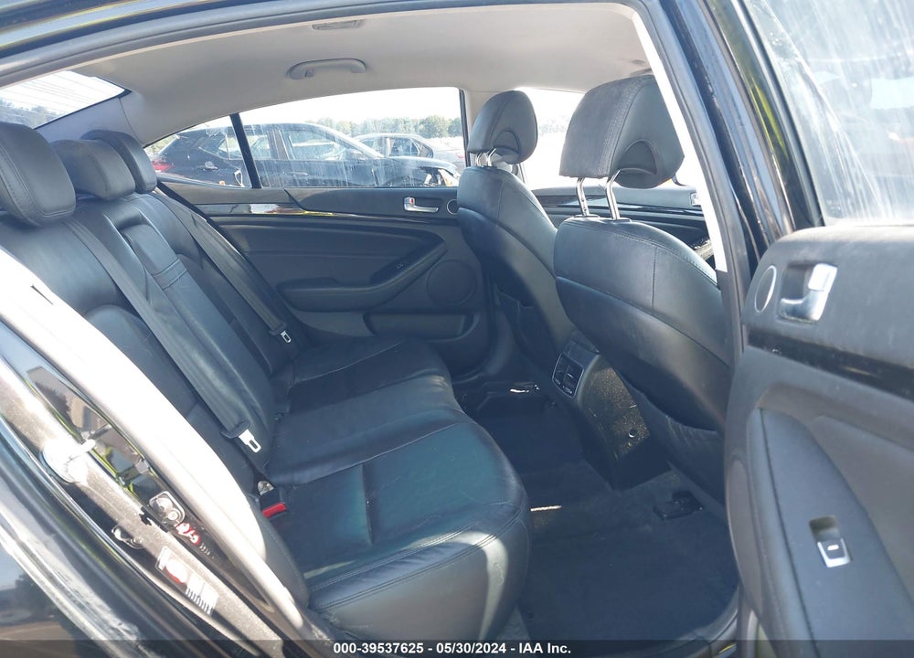 2014 KIA CADENZA PREMIUM VIN: KNALN4D70E5132681