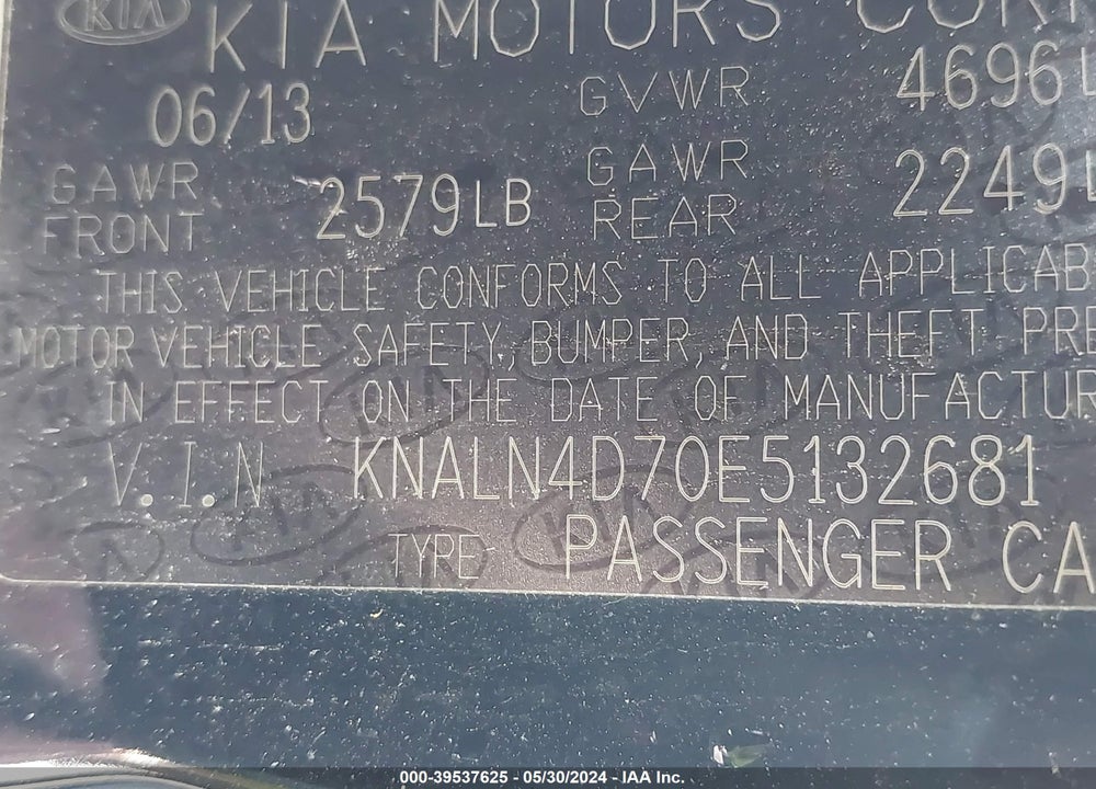 2014 KIA CADENZA PREMIUM VIN: KNALN4D70E5132681