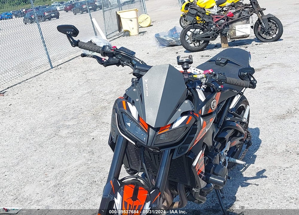 2020 YAMAHA MT09 VIN: JYARN53E6LA008496