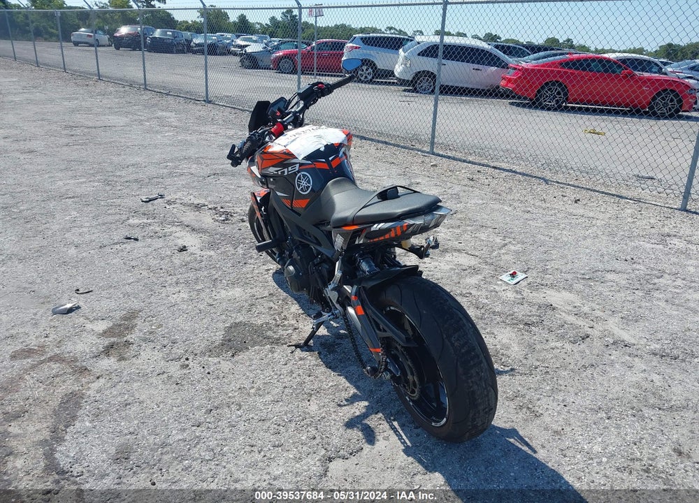 2020 YAMAHA MT09 VIN: JYARN53E6LA008496