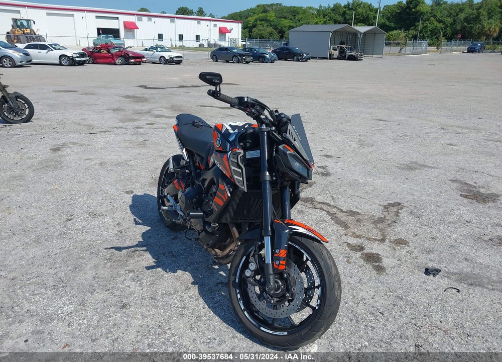 2020 YAMAHA MT09 VIN: JYARN53E6LA008496