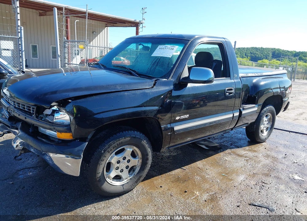 2002 CHEVROLET SILVERADO 1500 LS VIN: 1GCEK14T12Z257032