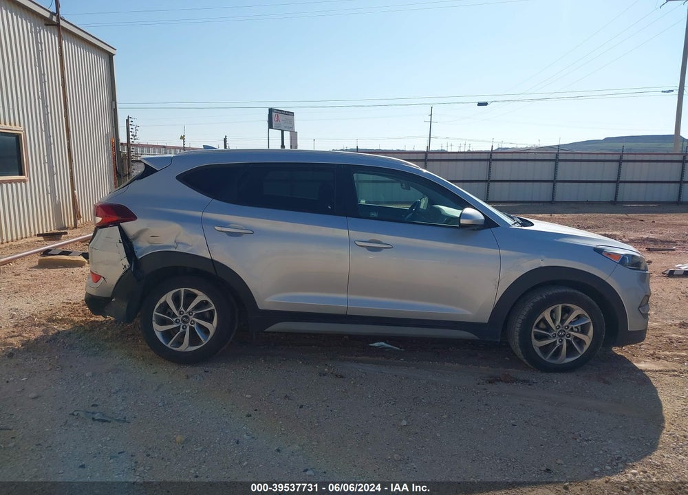 2018 HYUNDAI TUCSON SEL VIN: KM8J33A40JU641881