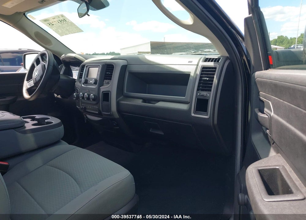 2019 RAM 1500 CLASSIC EXPRESS REGULAR CAB 4X2 6'4 BOX VIN: 3C6JR6AT1KG602871