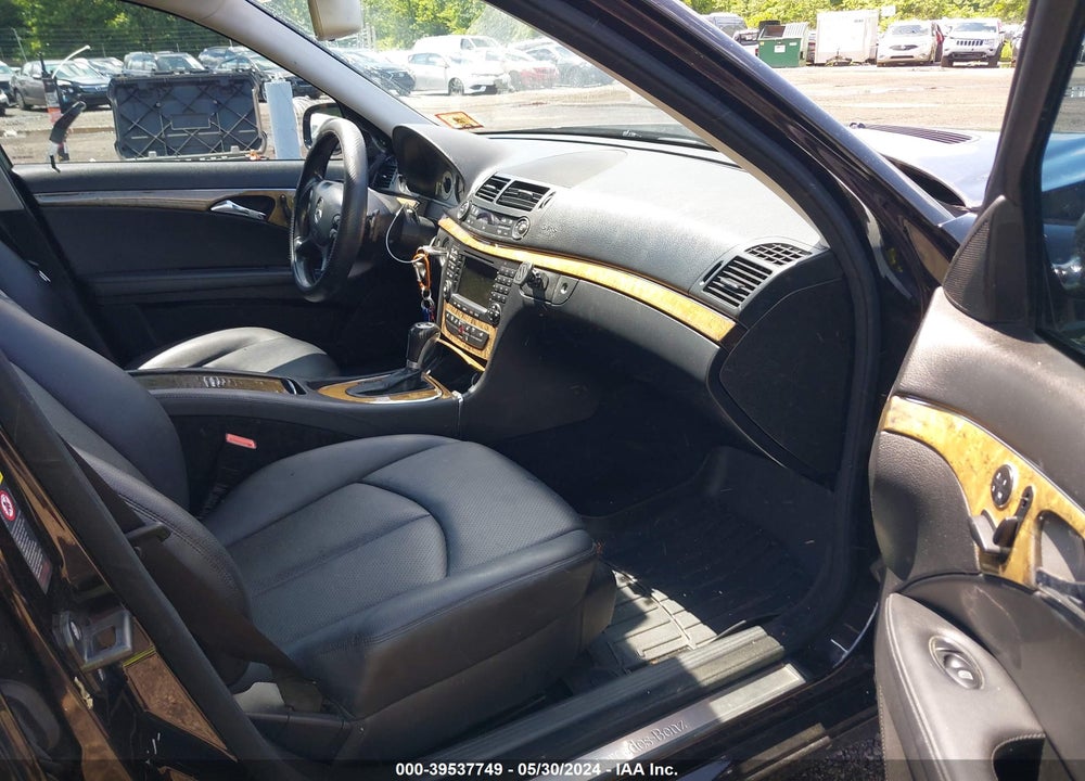 2007 MERCEDES-BENZ E 350 VIN: WDBUF87X77X217952