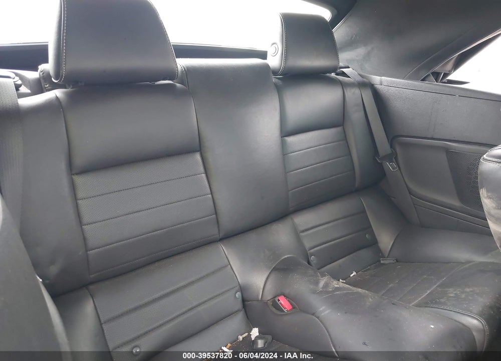 2014 FORD MUSTANG V6 PREMIUM VIN: 1ZVBP8EM2E5320328