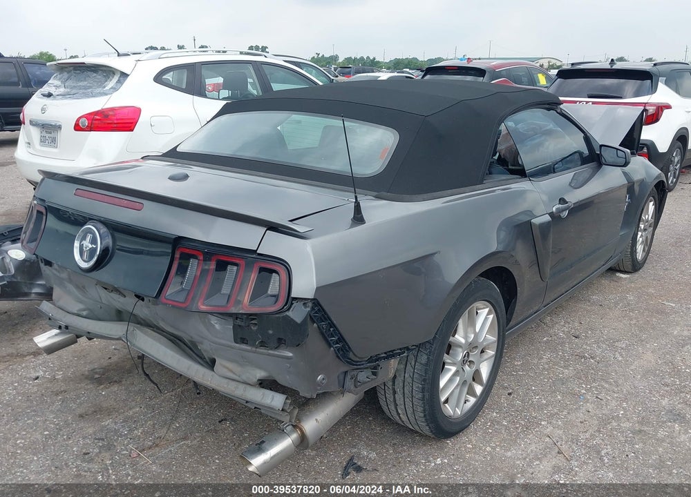 2014 FORD MUSTANG V6 PREMIUM VIN: 1ZVBP8EM2E5320328