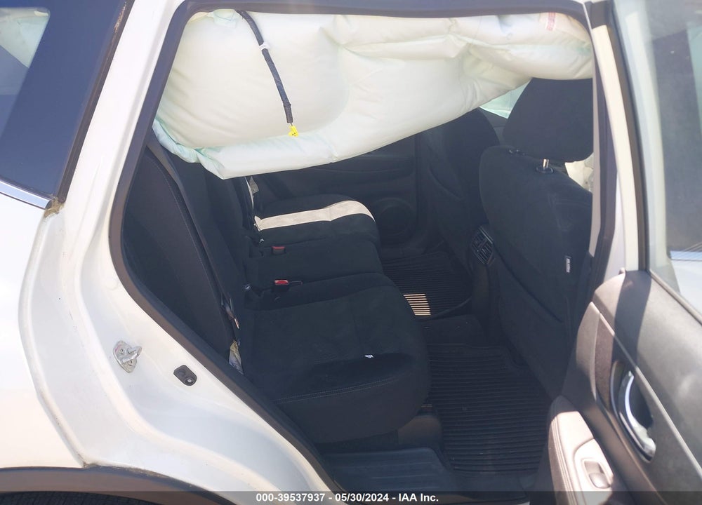 2016 NISSAN ROGUE S VIN: 5N1AT2MV3GC916057