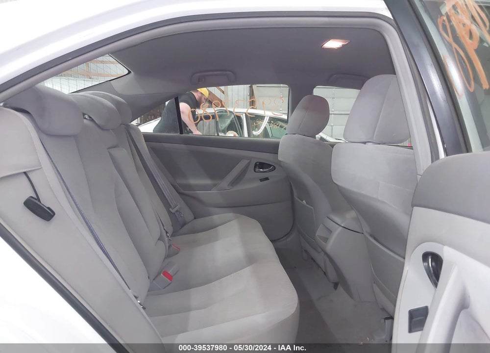 2009 TOYOTA CAMRY LE VIN: 4T4BE46K99R099628