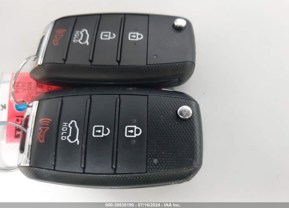 2020 KIA SPORTAGE LX VIN: KNDPMCAC9L7687617