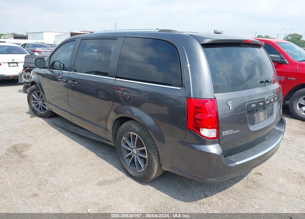 2017 DODGE GRAND CARAVAN SXT VIN: 2C4RDGCG6HR561110