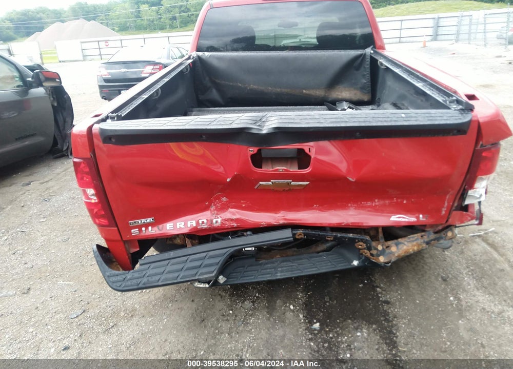 2008 CHEVROLET SILVERADO 1500 LT1 VIN: 2GCEK190781210653