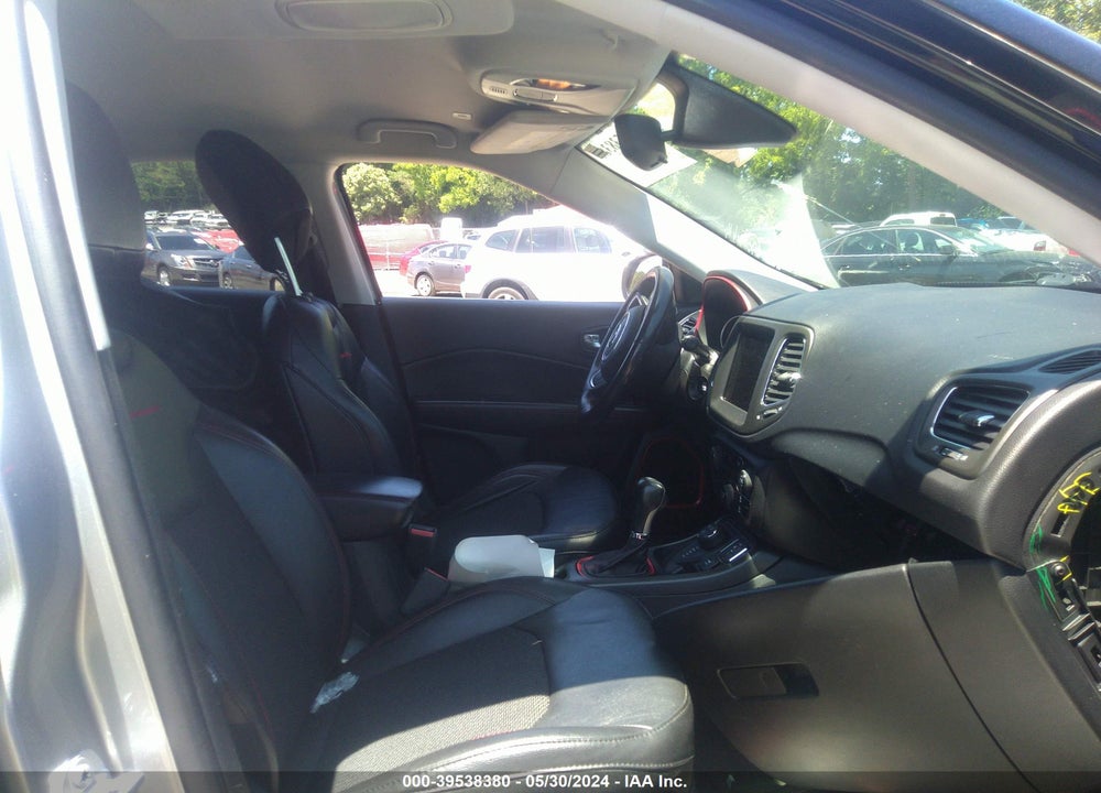 2019 JEEP COMPASS TRAILHAWK 4X4 VIN: 3C4NJDDB8KT620106