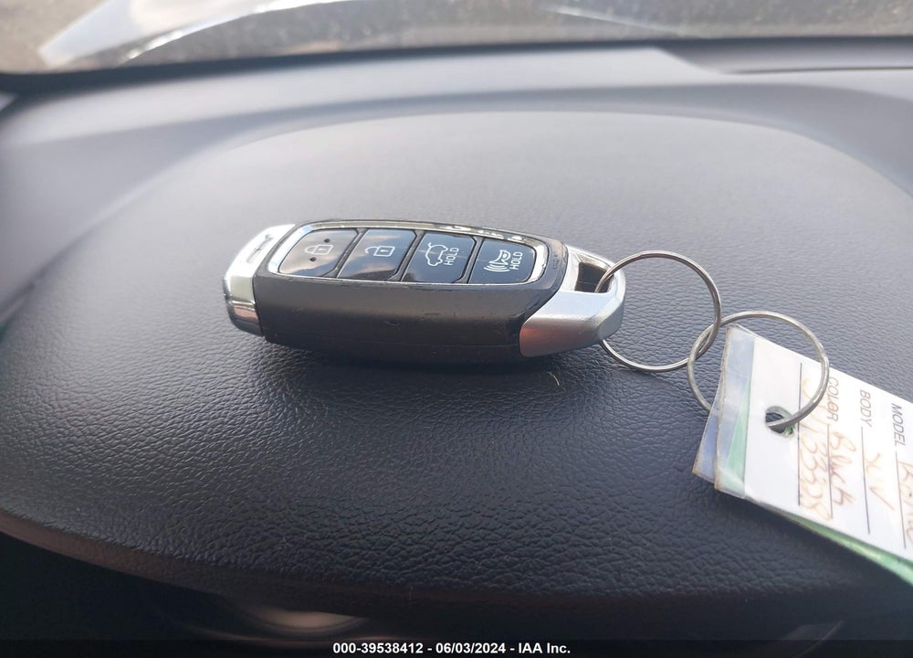 2018 HYUNDAI KONA LIMITED VIN: KM8K3CA54JU133328