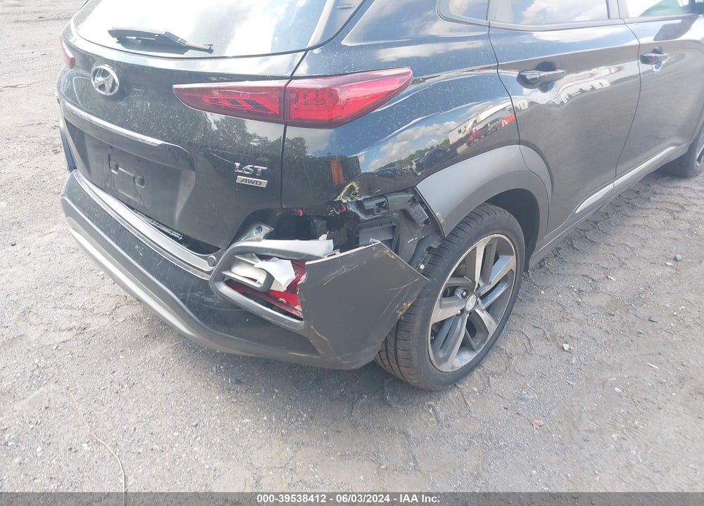 2018 HYUNDAI KONA LIMITED VIN: KM8K3CA54JU133328