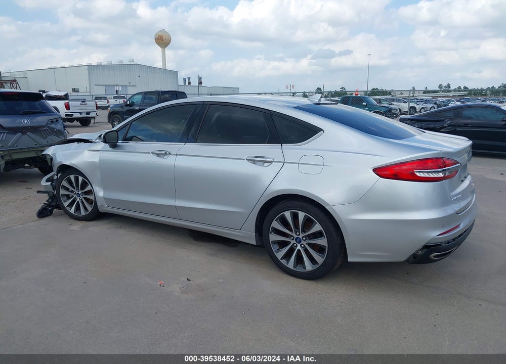 2019 FORD FUSION SE VIN: 3FA6P0T93KR259834