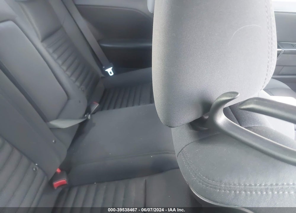 2014 DODGE CHALLENGER SXT VIN: 2C3CDYAG4EH311286