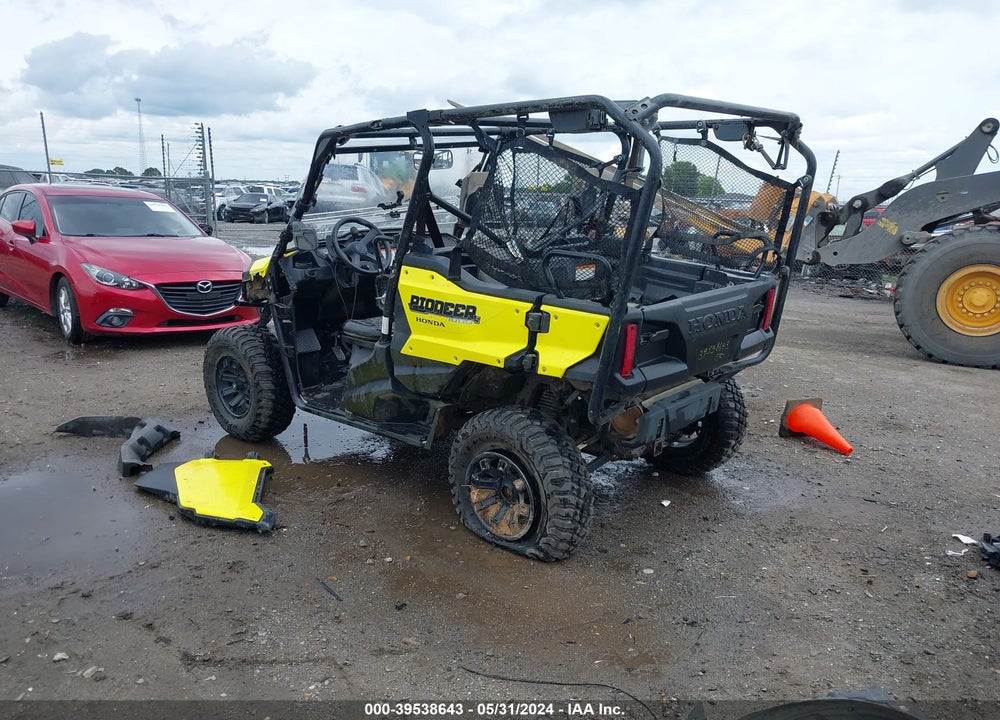2018 HONDA SXS1000 M5 VIN: 1HFVE042XJ4200547