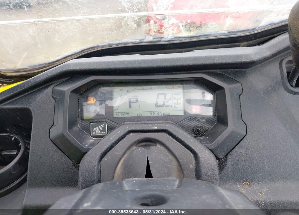 2018 HONDA SXS1000 M5 VIN: 1HFVE042XJ4200547