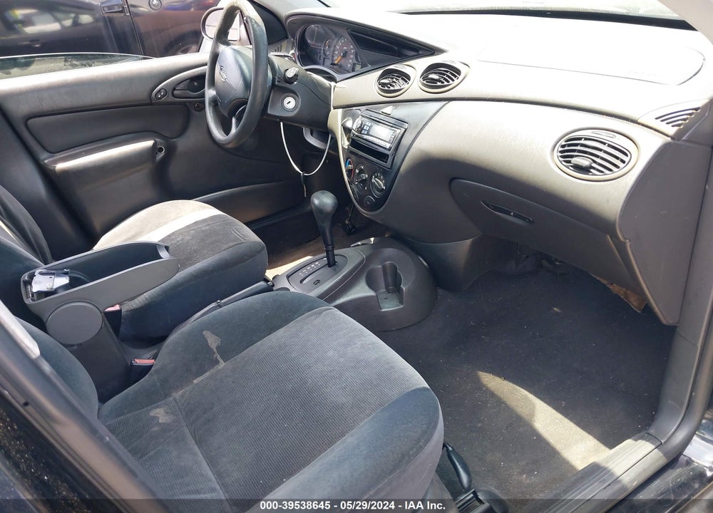 2002 FORD FOCUS SE VIN: 1FAFP34382W197940