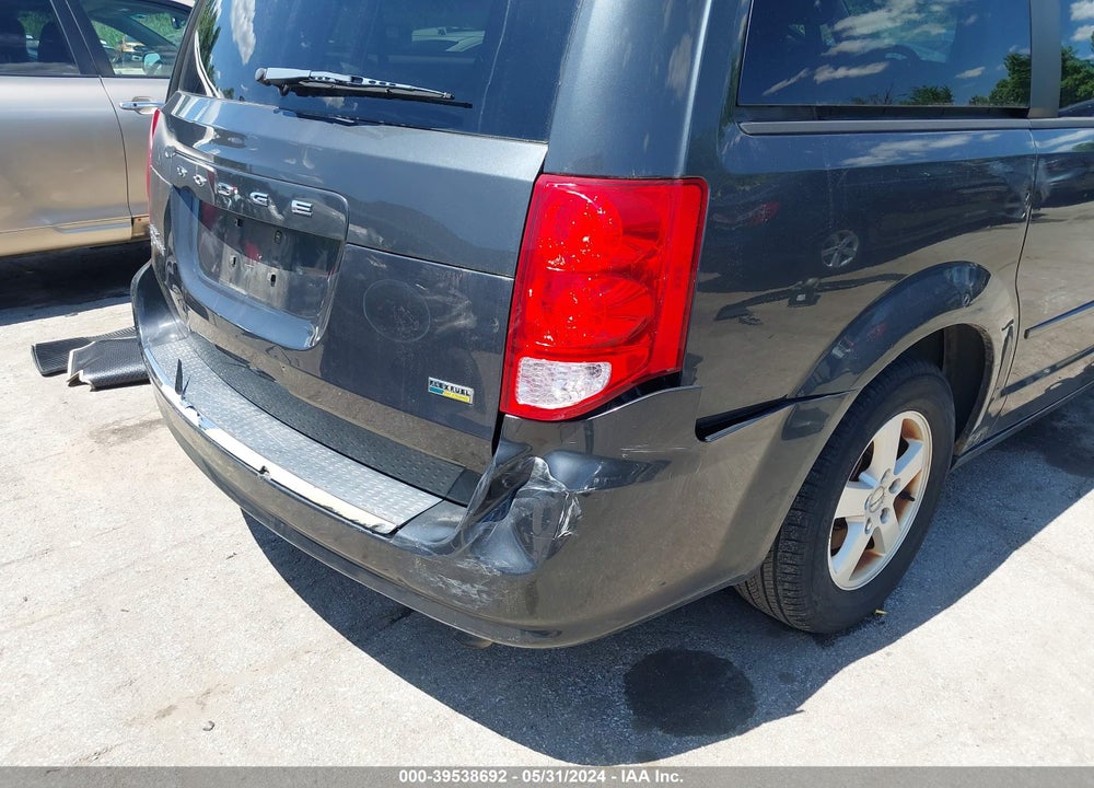 2011 DODGE GRAND CARAVAN MAINSTREET VIN: 2D4RN3DG2BR629062