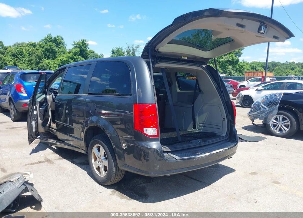 2011 DODGE GRAND CARAVAN MAINSTREET VIN: 2D4RN3DG2BR629062
