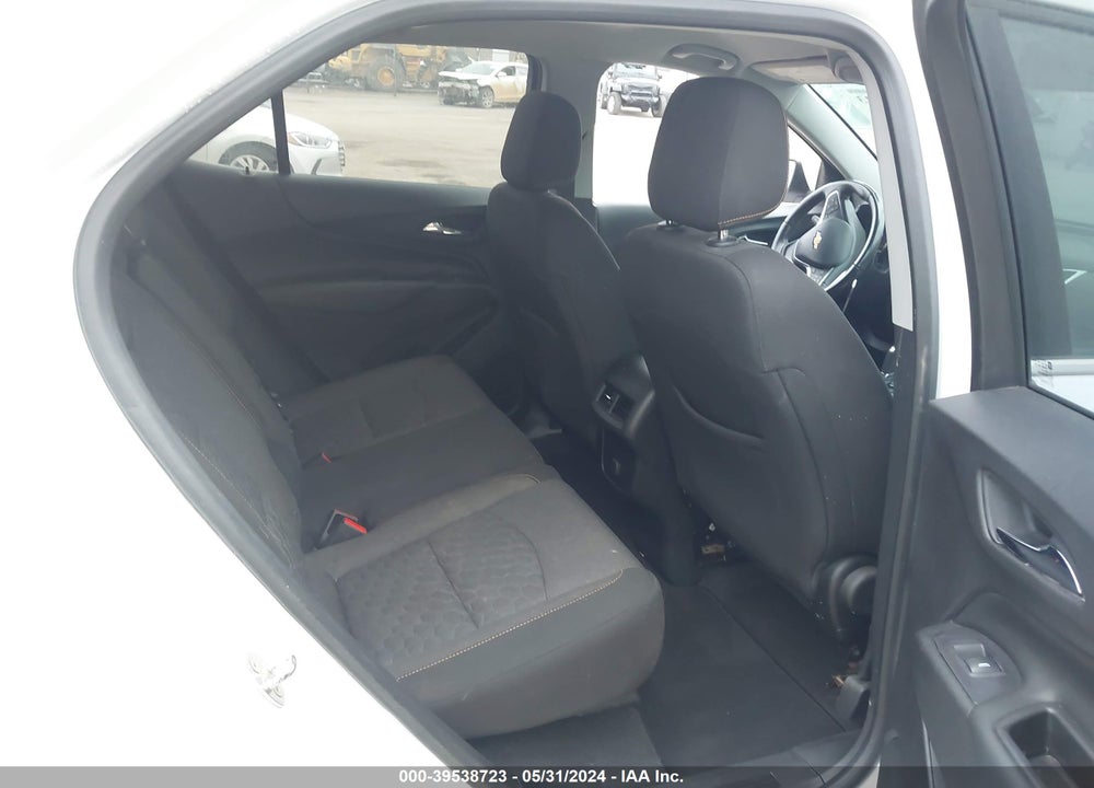 2018 CHEVROLET EQUINOX LT VIN: 2GNAXJEV6J6238395