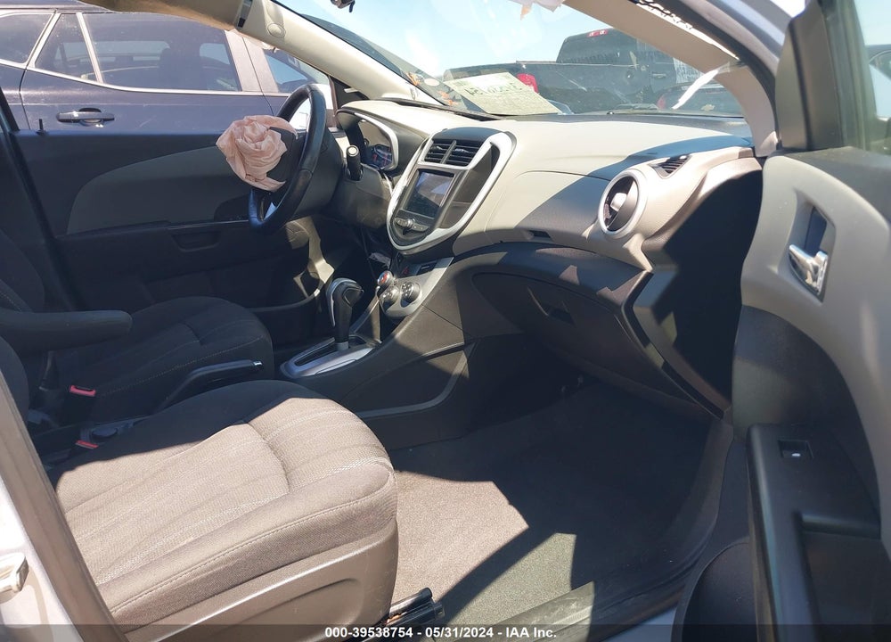 2018 CHEVROLET SONIC VIN: 1G1JD5SH1J4109935
