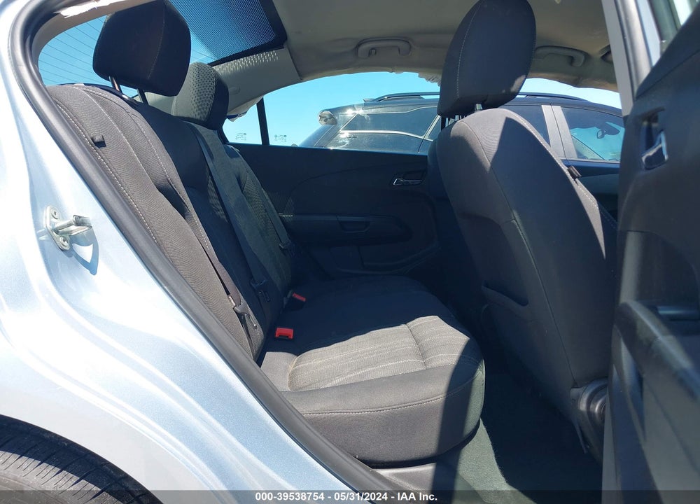 2018 CHEVROLET SONIC VIN: 1G1JD5SH1J4109935