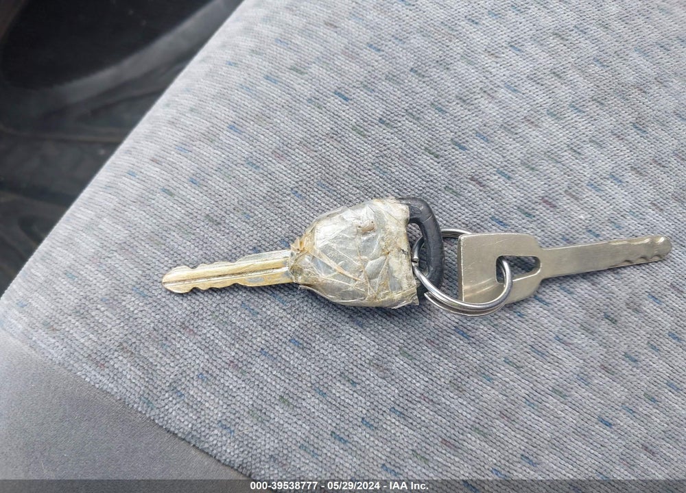 2005 HONDA CIVIC VP VIN: 1HGES16345L008567