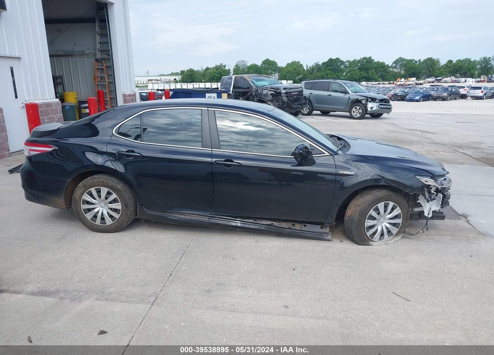 2018 TOYOTA CAMRY HYBRID LE VIN: 4T1B31HK2JU507600