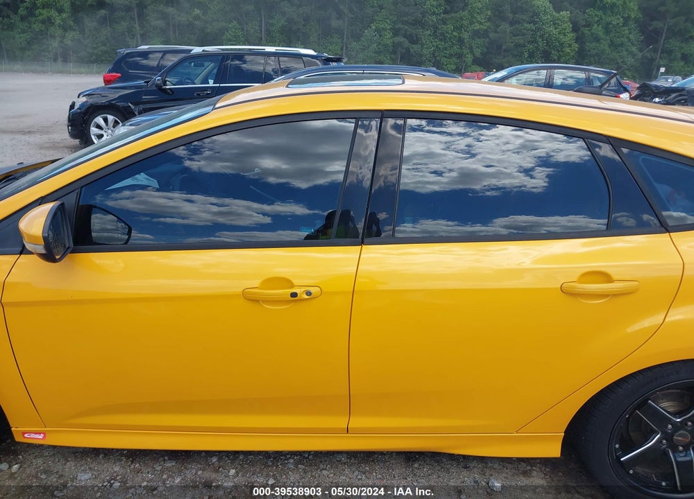 2013 FORD FOCUS VIN: 1FADP3L94DL100055