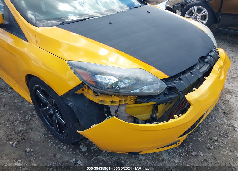 2013 FORD FOCUS VIN: 1FADP3L94DL100055
