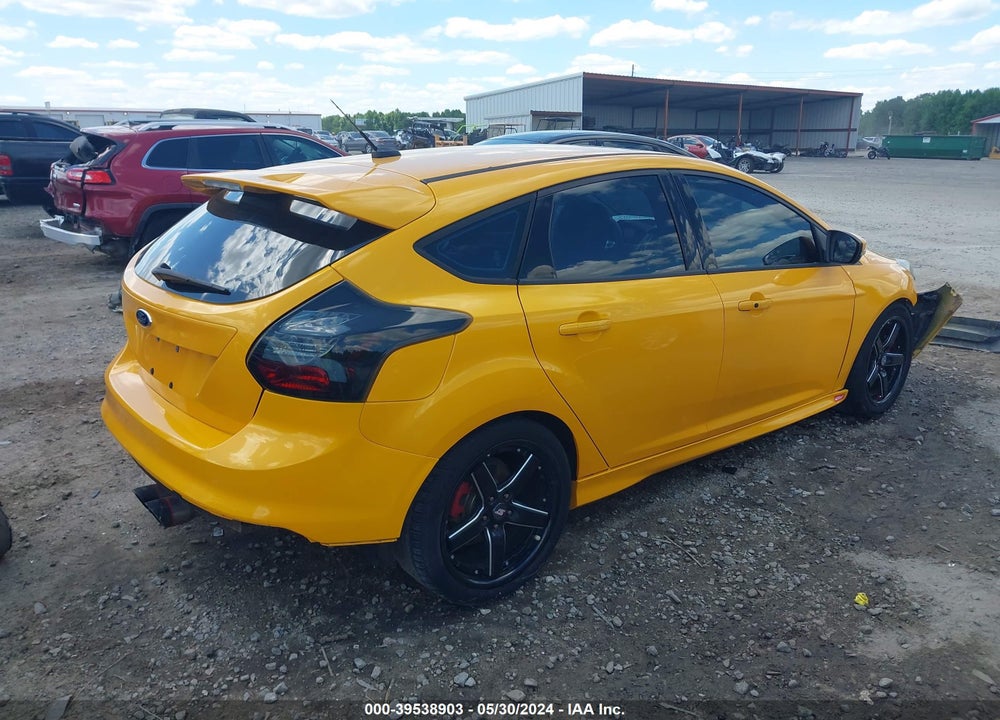 2013 FORD FOCUS VIN: 1FADP3L94DL100055