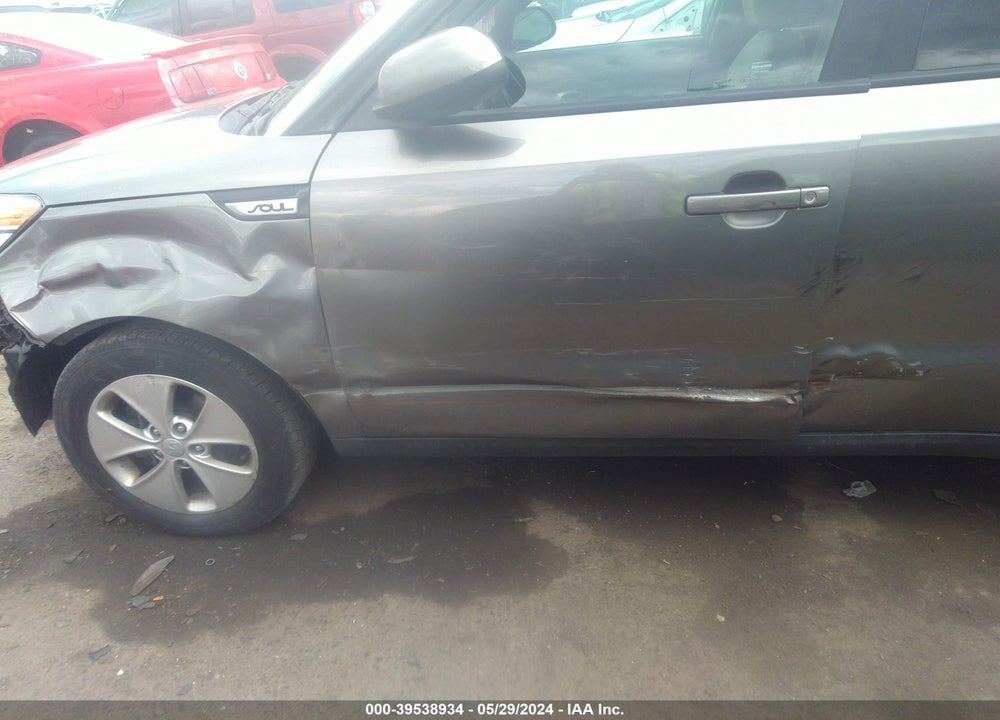 2015 KIA SOUL VIN: KNDJN2A2XF7221106