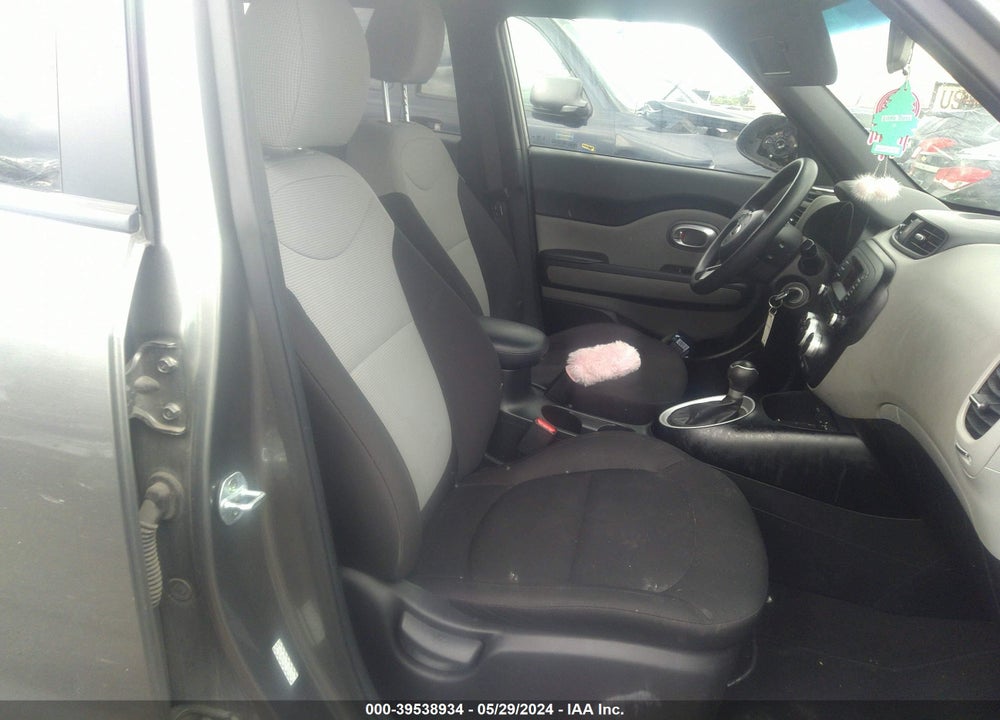 2015 KIA SOUL VIN: KNDJN2A2XF7221106