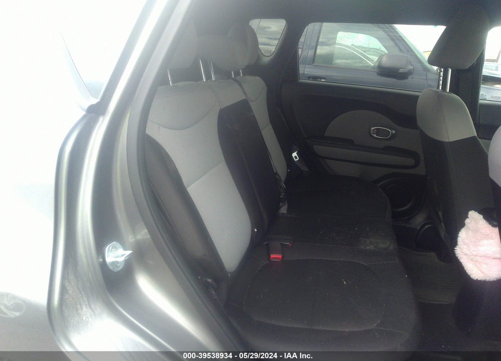 2015 KIA SOUL VIN: KNDJN2A2XF7221106