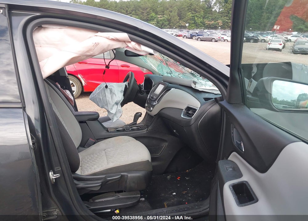 2018 CHEVROLET EQUINOX LS VIN: 2GNAXHEV5J6168302