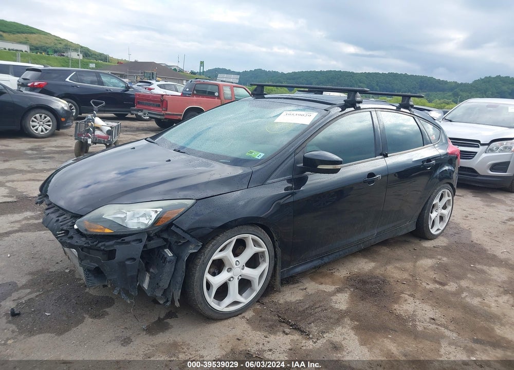 2013 FORD FOCUS ST VIN: 1FADP3L96DL126110