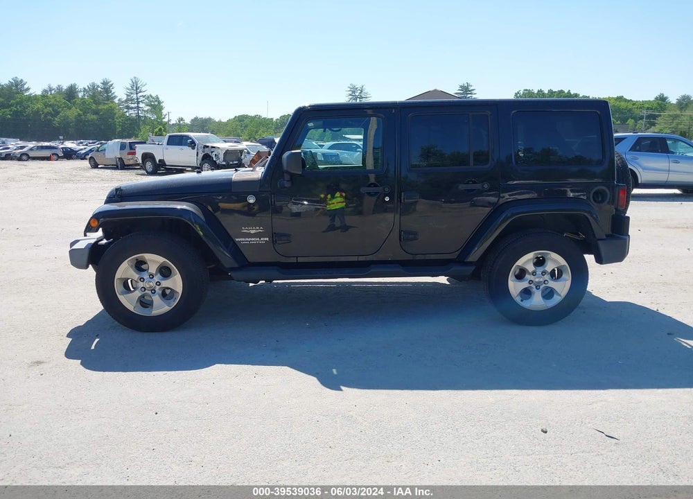 2015 JEEP WRANGLER UNLIMITED SAHARA VIN: 1C4HJWEG2FL695131