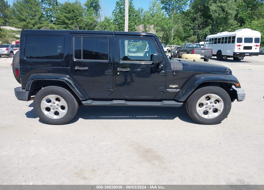 2015 JEEP WRANGLER UNLIMITED SAHARA VIN: 1C4HJWEG2FL695131