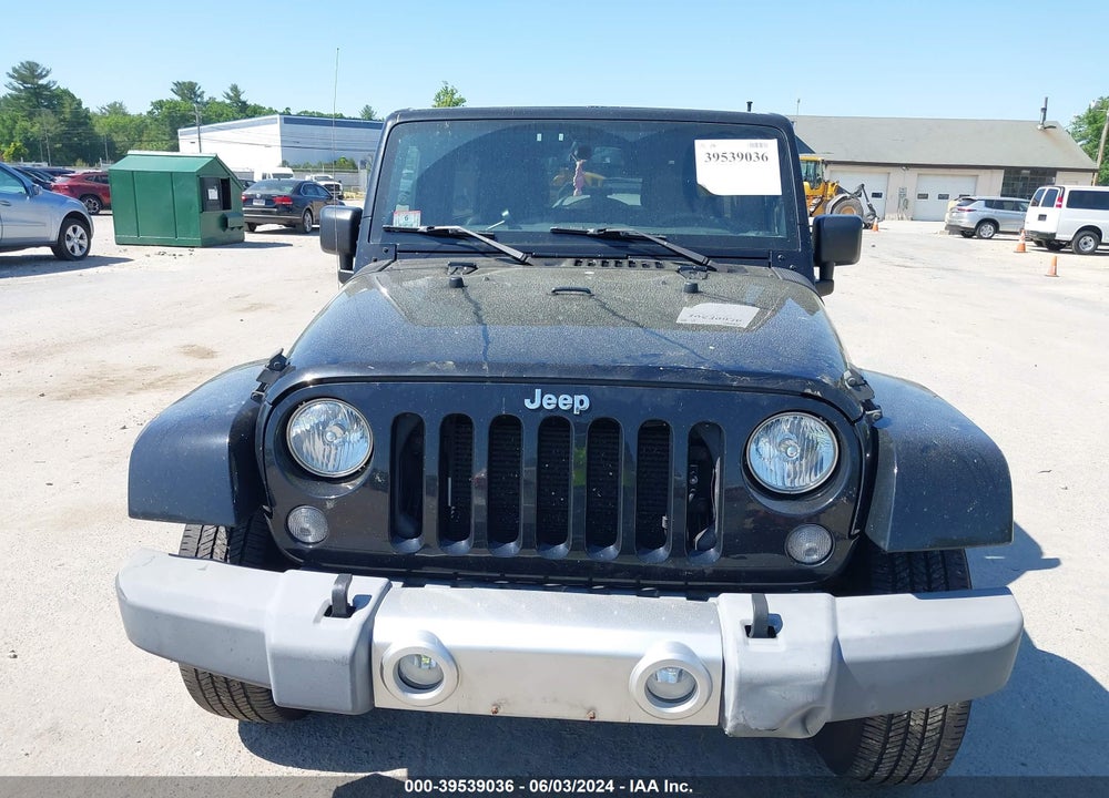 2015 JEEP WRANGLER UNLIMITED SAHARA VIN: 1C4HJWEG2FL695131