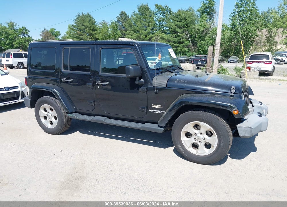 2015 JEEP WRANGLER UNLIMITED SAHARA VIN: 1C4HJWEG2FL695131