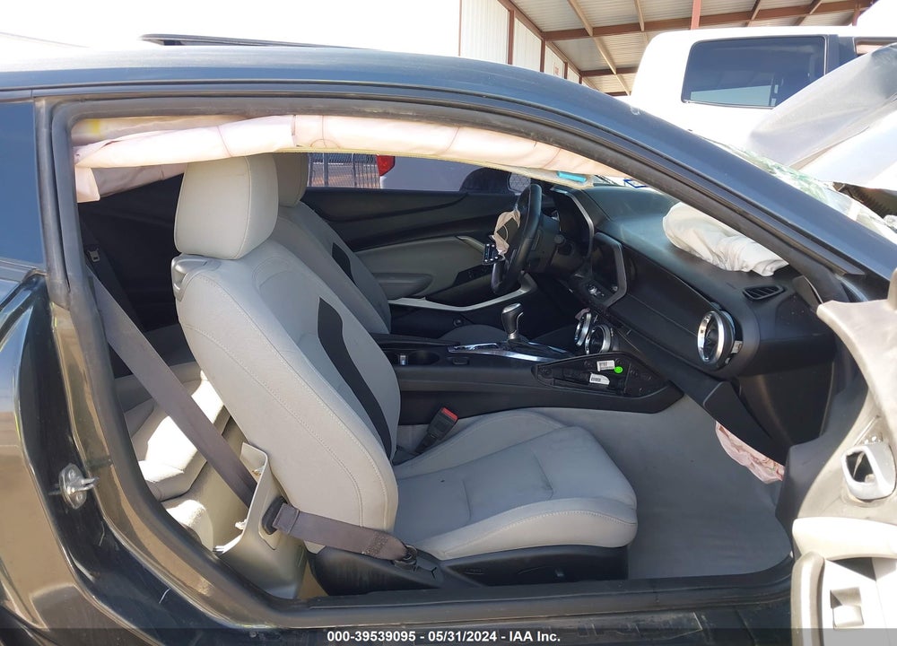2017 CHEVROLET CAMARO 1SS VIN: 1G1FF1R77H0200568