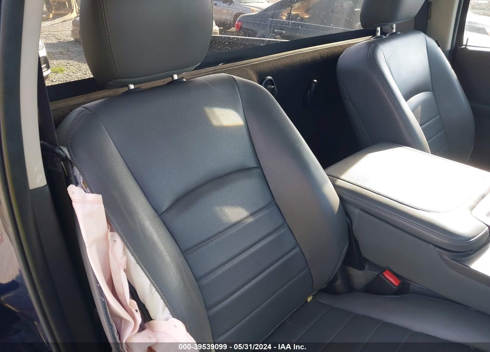 2016 RAM 1500 TRADESMAN VIN: 3C6JR6AT7GG128643