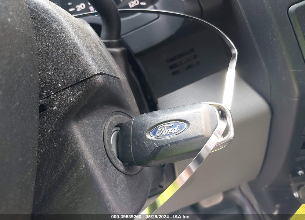 2019 FORD F-150 XL VIN: 1FTFX1E57KFB36559