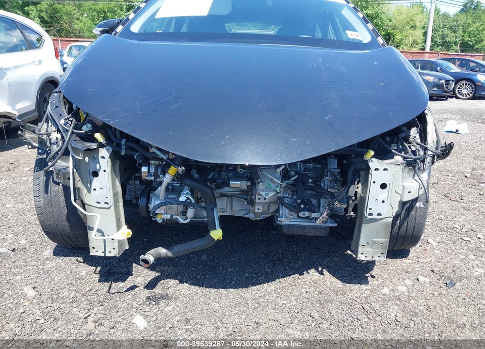 2021 TOYOTA C-HR LE VIN: NMTKHMBXXMR128170