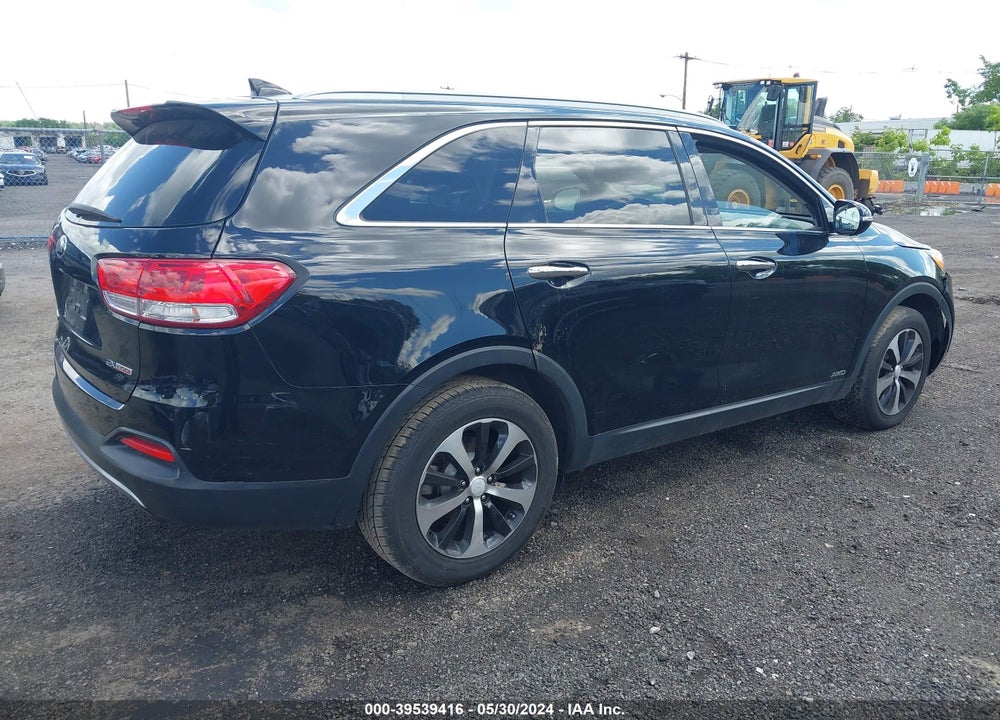 2016 KIA SORENTO 2.0T EX VIN: 5XYPHDA19GG123385