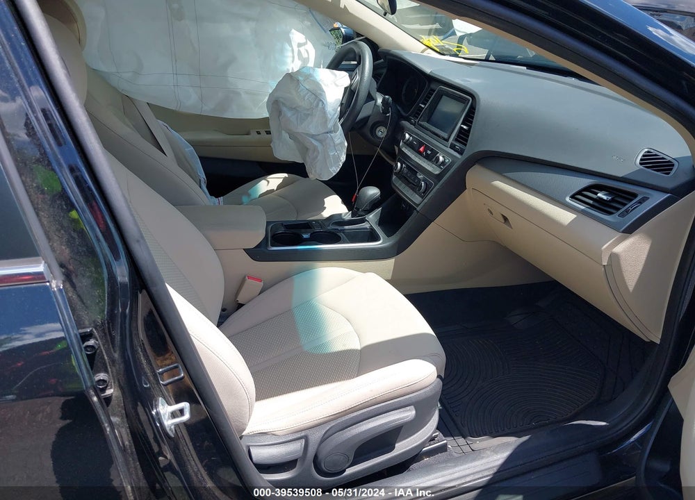 2019 HYUNDAI SONATA SE VIN: 5NPE24AFXKH732037